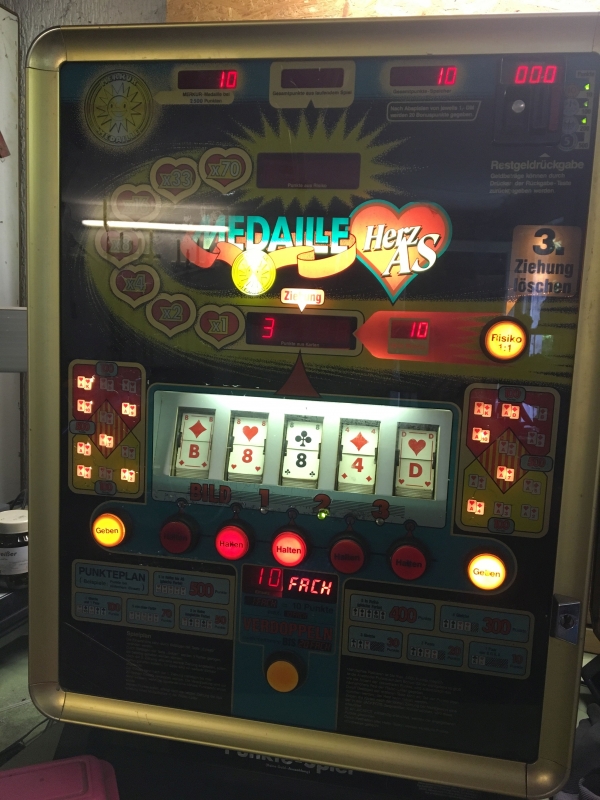 medaille-herz-as-an medaille-herz-as-an